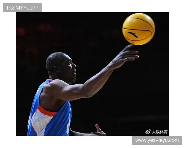 奥拉朱旺低位单打效率碾压同位置中锋