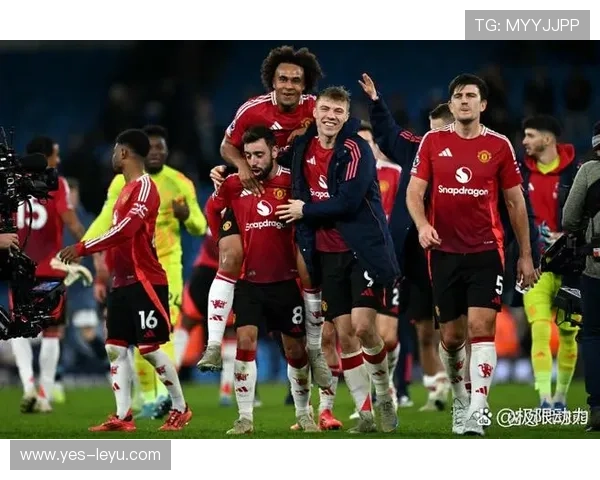 曼联复兴进程仍未完成，近期表现波动对争冠形势产生影响。