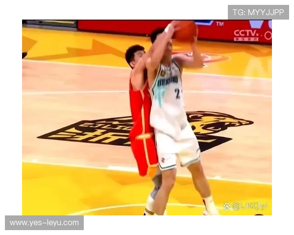 严重犯规与普通犯规判罚标准到底有哪些关键区别？